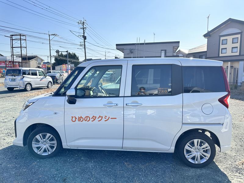 普通タクシー車両